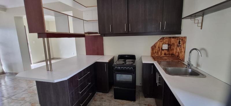 To Let 2 Bedroom Property for Rent in Eden Park Western Cape